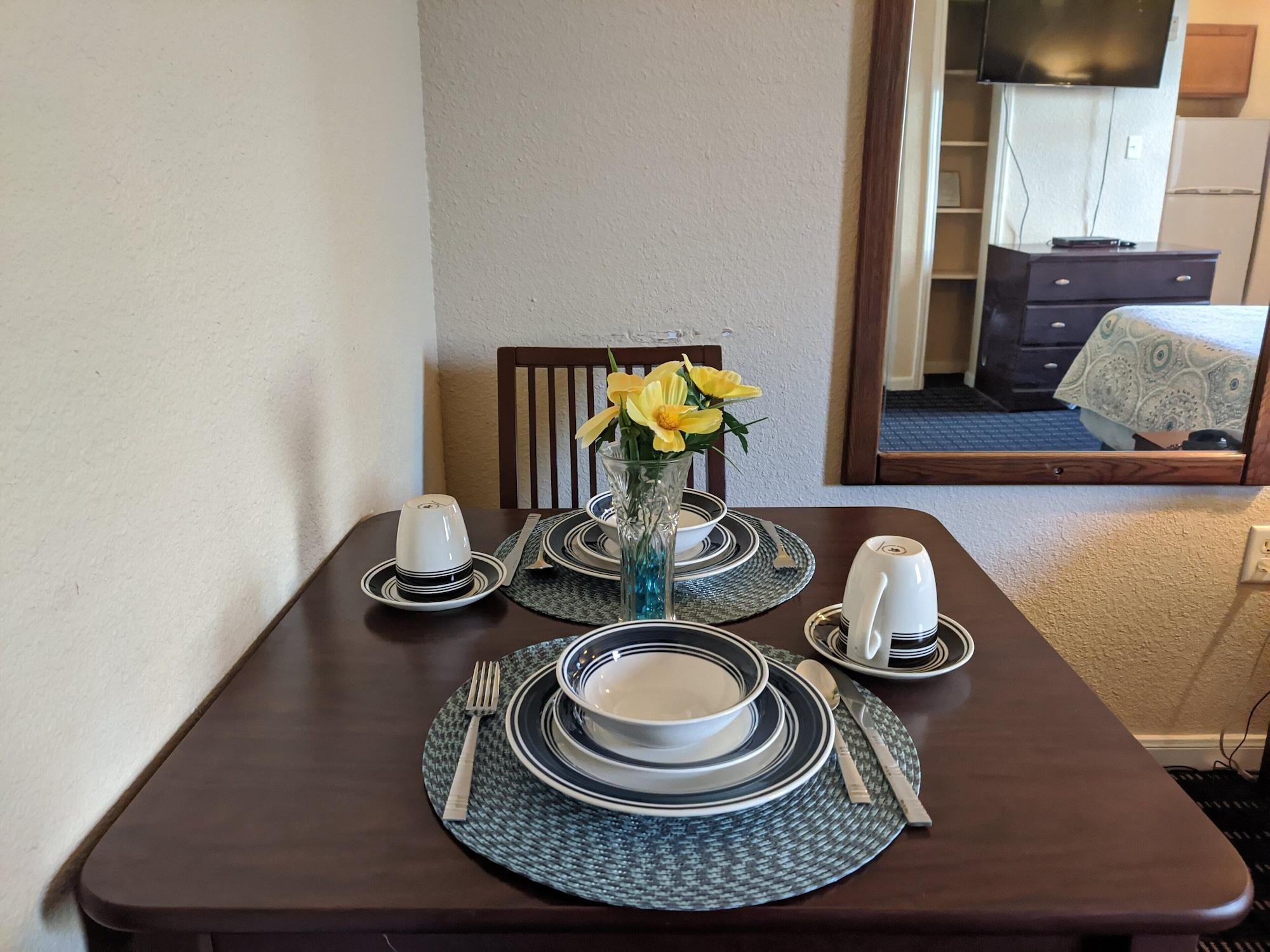 Athens Hotel & Suites Хюстън Екстериор снимка